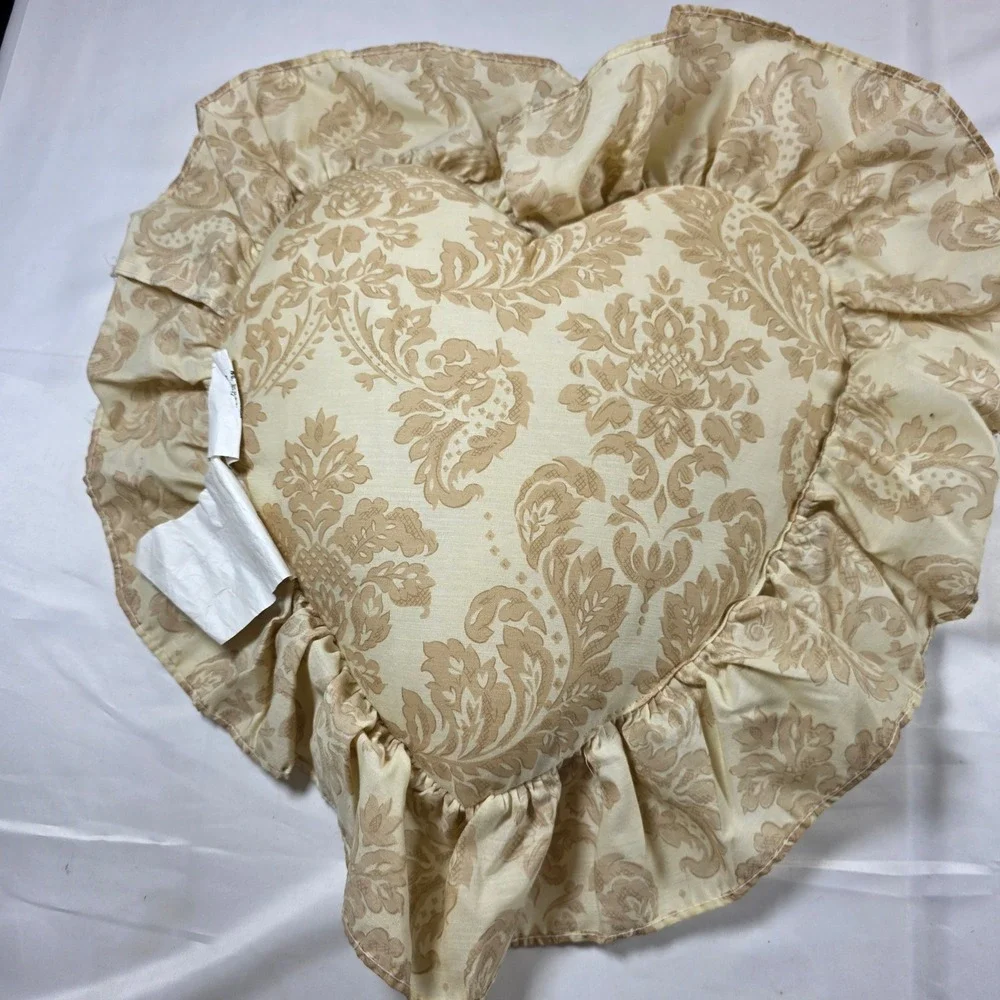 Vintage Heart Pillow Cabbage Rose Floral Lace Ruffle Damask Made in USA